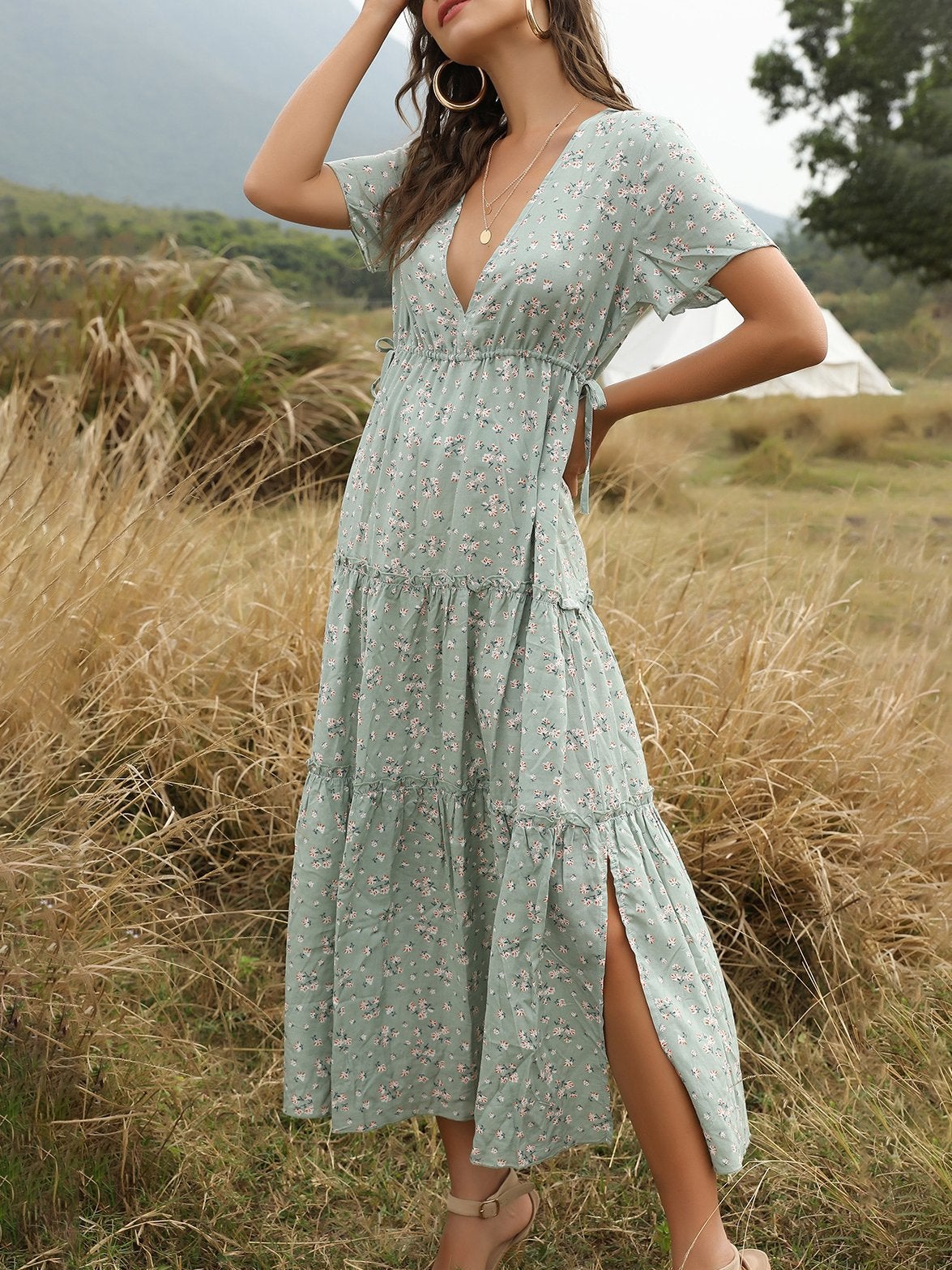 Deep V-Neck Bohemian Dress With Ruffled Floral - Midi Dresses - INS | Online Fashion Free Shipping Clothing, Dresses, Tops, Shoes - 25/06/2021 - 30-40 - Category_Midi Dresses
